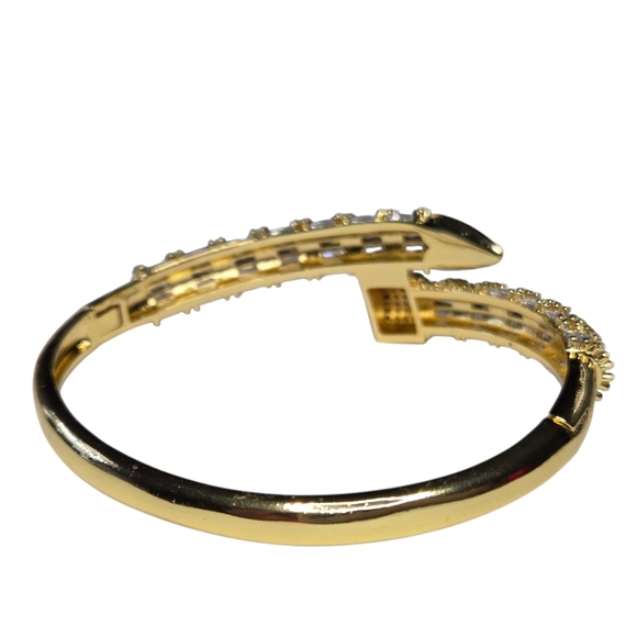 Chunky Luxury 18k Gold Plated Nail Zircon Crystal Bracelet - Picture 5 of 6